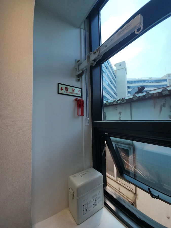 인천 고층 아파트 완강기 설치 시공 후